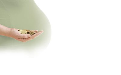 La prestación por maternidad: ¿pido la devolución?