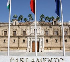 Susana Díaz ‘devuelve’ a Montoro el impuesto de sucesiones.